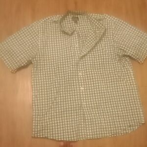 Men's Button down Collar shirt